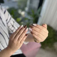 خدمات وآموزش کاشت ناخن با مدرک فنی حرفه ای|خدمات آرایشگری و زیبایی|اردبیل, |دیوار