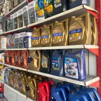 شاگرد یا استاد کار تعویض روغنی