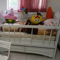 تخت کودک تا ۵سال با تشک نو فقط دومیلیون وپانصد