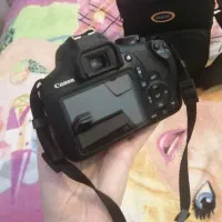 دوربین کنون Eos 2000 با لنز پرتره 50mm|دوربین عکاسی و فیلمبرداری|شیراز, غدیر جنوبی|دیوار