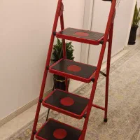 نردبان 4 پله آسمان دارای جای ابزار|ابزارآلات|مشهد, جاهد شهر|دیوار