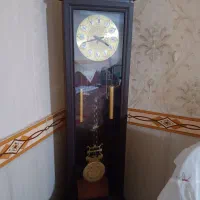 ساعت ایستاده چوب