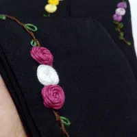 جوراب های زیبای گلدوزی شده|لباس|تبریز, |دیوار