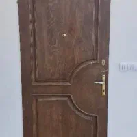 درب چوبی منزل