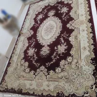 فرش وتخت و کمد