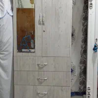 کمد لباسی نونویک ماه میشه خریدمش|جاکفشی، کمد، دراور|سیرجان, |دیوار