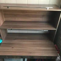میز تحریر کتابخانه دار