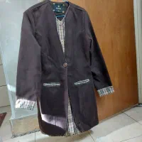 پالتو|لباس|تهران, فلسطین (میدان انقلاب)|دیوار