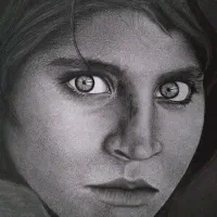 سفارش طراحی چهره سیاه قلم و انواع تابلو دکوراتیو