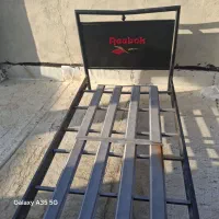 تخت فلزی|تخت و سرویس خواب|قدس, شهر‌قدس|دیوار