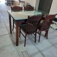 میز و صندلی