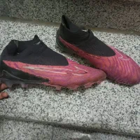 استوک فانتوم فوتبال|کیف، کفش، کمربند|کرج, شهرک جهان‌نما|دیوار