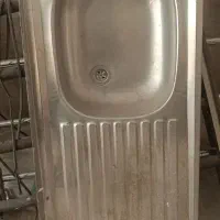سینک ظرفشویی کار کرده