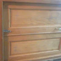 چند در و لنگه در قدیمی تمیز|کلکسیون اشیاء عتیقه|اصفهان, قلعه طبره|دیوار