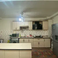 واحد 75 متری طبقه اول