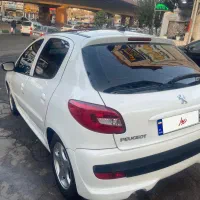 ۲۰۷ مدل ۱۴۰۱ سقف پانا|خودرو سواری و وانت|رشت, بوسار|دیوار