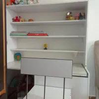 میز تحریر  سالم و نو