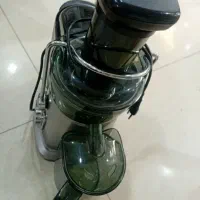 آبمیوه گیر سالم و پر توان