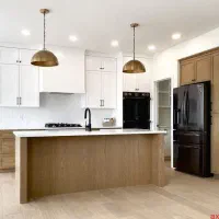 استخدام مونتاژ کار و کارگر ساده کابینت