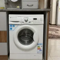 ماشین لباسشویی ال جی در حد نو ۸ کیلویی