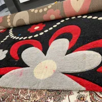 دوعدد فرش ۶متری