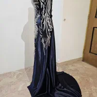 لباس مجلسی|لباس|یزد, |دیوار