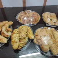 فردا پخت اشتردل و ساندویج مرغ دارم سفارش میگیرم