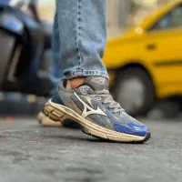 کتونی سایزبزرگ|کیف، کفش، کمربند|رشت, چله خانه|دیوار