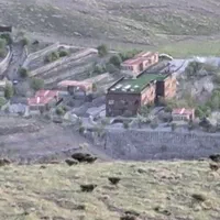 استخدام سرایدار آچار بدست