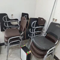 صندلی دانشجویی