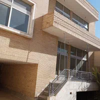 سه-طبقه-سه-واحدی-یکجا-خیابان-ولیعصر