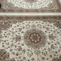 دوعدد فرشی ۶ متری در حد نو قیمت هر عدد ۶ میلیون