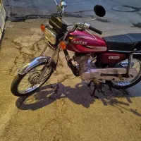 موتور 125 باستان کم کار
