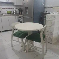 میز و صندلی دو نفره درحد نو