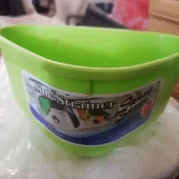 تعدادی اقلام پلاستیک نو نو|ظروف نگهدارنده، پلاستیکی، یک‌بارمصرف|یزد, |دیوار