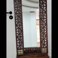 میز و اینه