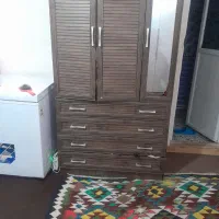 کمد لباس در حد نو