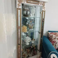 ویترین سلطنتی سفید