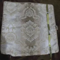 کاور کوسن ، رو مبلی
