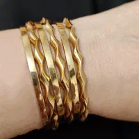 ۶ عدد النگو و ۱عدد دستبند