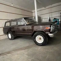 جیپ گرند واگونیر هشت سیلندر