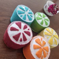 جاسوزنی/عروسک طرح کمیاب