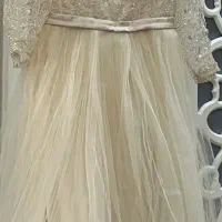 یه چندتا لباس مجلسی ومانتو عبای برای فروش گذاشتم