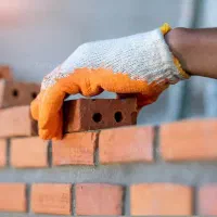 بنا همه کاره