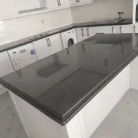 تعدادی ابزار زن کانتر و جزیره،(صفحه کابینت)