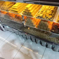 ویترین خشک قنادی