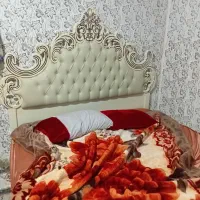 تخت خواب دونفره به همراه خوشخواب