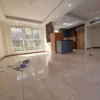 ۹۷ متری/۲۷مترحیاط خلوت/پارکینگ سندی /چهارباغ