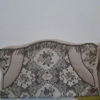 یک جفت پشتی با طرح خاص