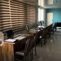 خانم منشی برای دفتر بیمه